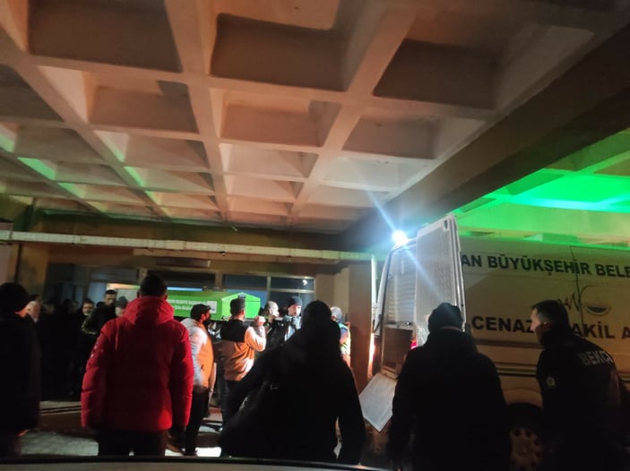 Van'da köpek saldırısında hayatını kaybeden Emir, toprağa verildi