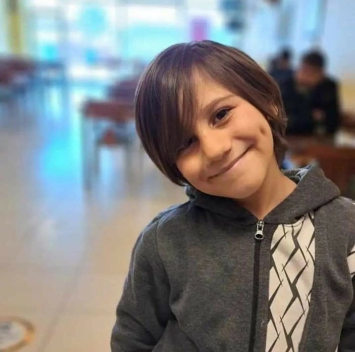 Van'da köpek saldırısında hayatını kaybeden Emir, toprağa verildi