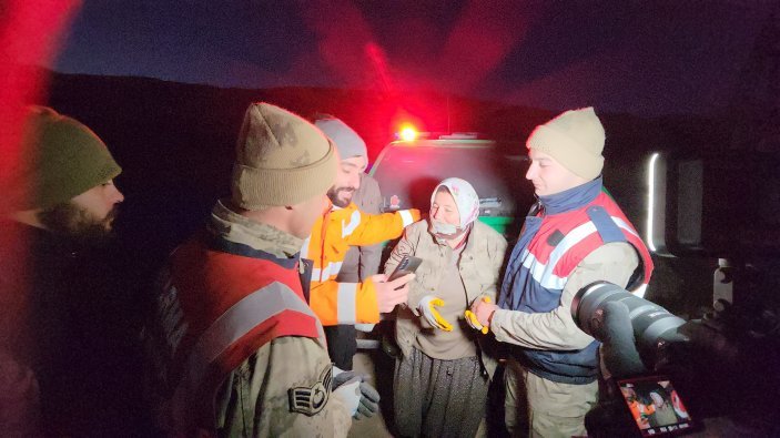 Adıyaman'da Birgül Teyze ineğine kavuştu