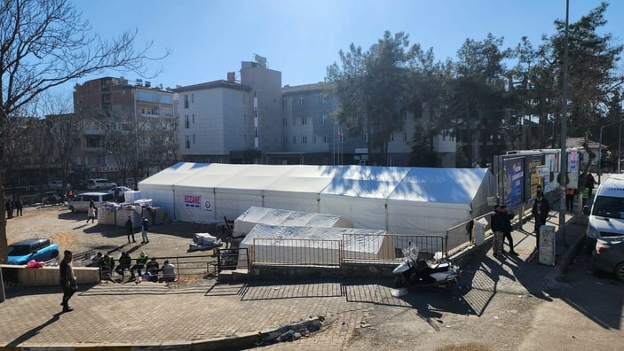 Adıyaman'da yurdun en büyük sahra eczanesi kuruldu