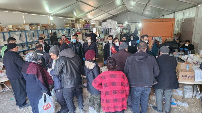 Adıyaman'da yurdun en büyük sahra eczanesi kuruldu