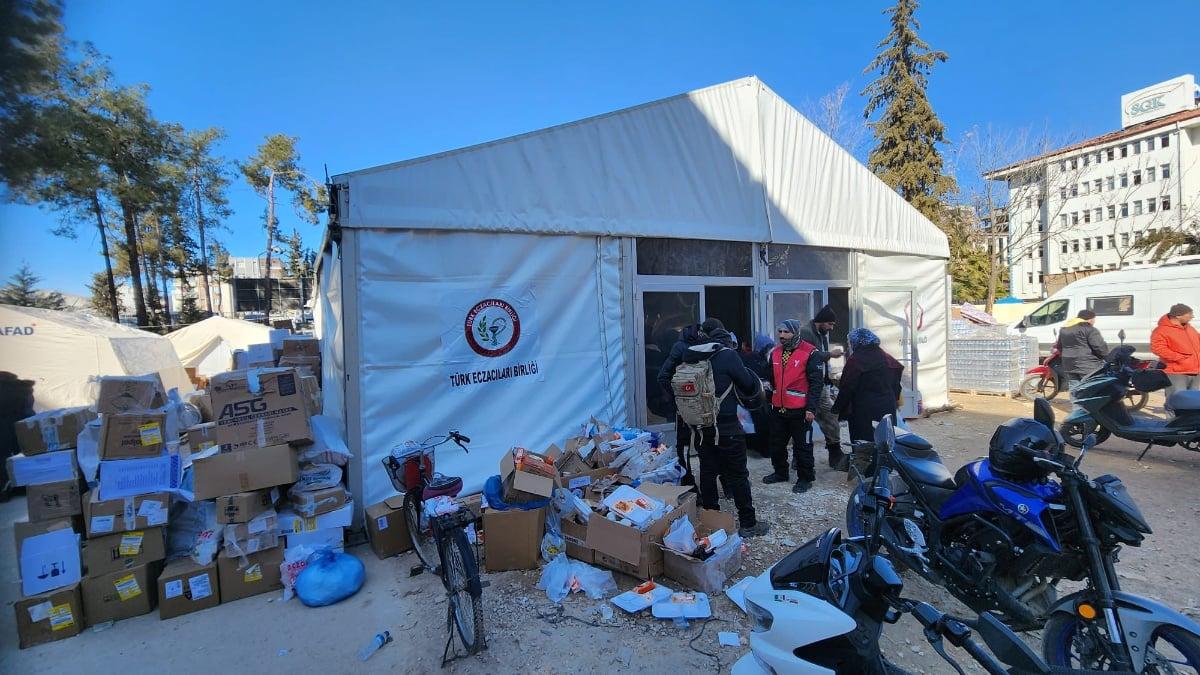 Adıyaman'da yurdun en büyük sahra eczanesi kuruldu