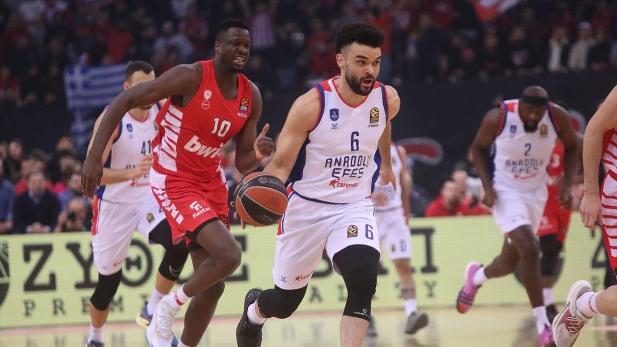 Anadolu Efes, Olimpiakos&#039;a yenildi