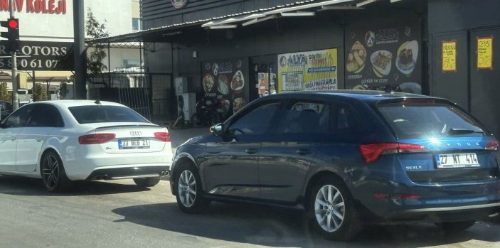 Antalya'da savaş ve deprem sonrası ev fiyatları artarken trafikte yabancı plakalar kaydedildi