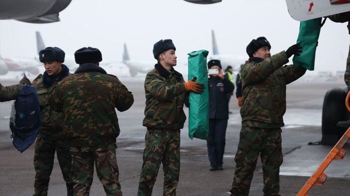 Asrın felaketi için yurt dışından arama-kurtarma ekipleri seferber oldu