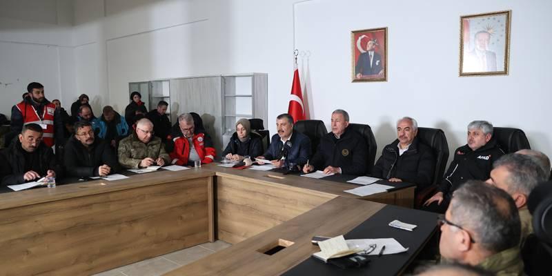 Bakan Koca: “143 bin 829 Sağlık Personelimiz Hizmet Veriyor”