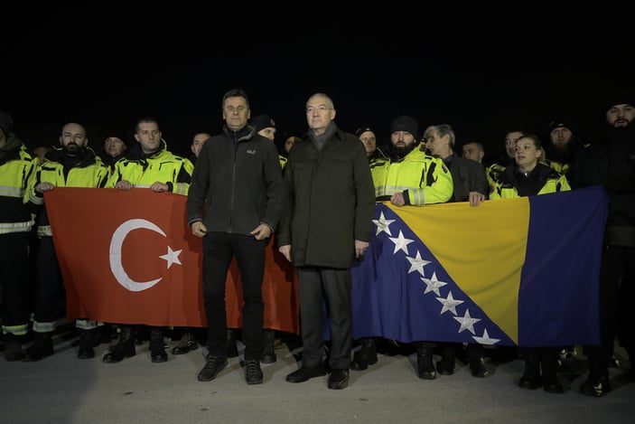 Birçok ülke arama kurtarma ekiplerini Türkiye'ye gönderdi