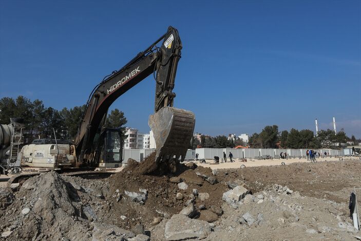 Deprem Adıyaman'ı da vurmuştu! Kentte 70 bin kişilik konteyner inşa ediliyor