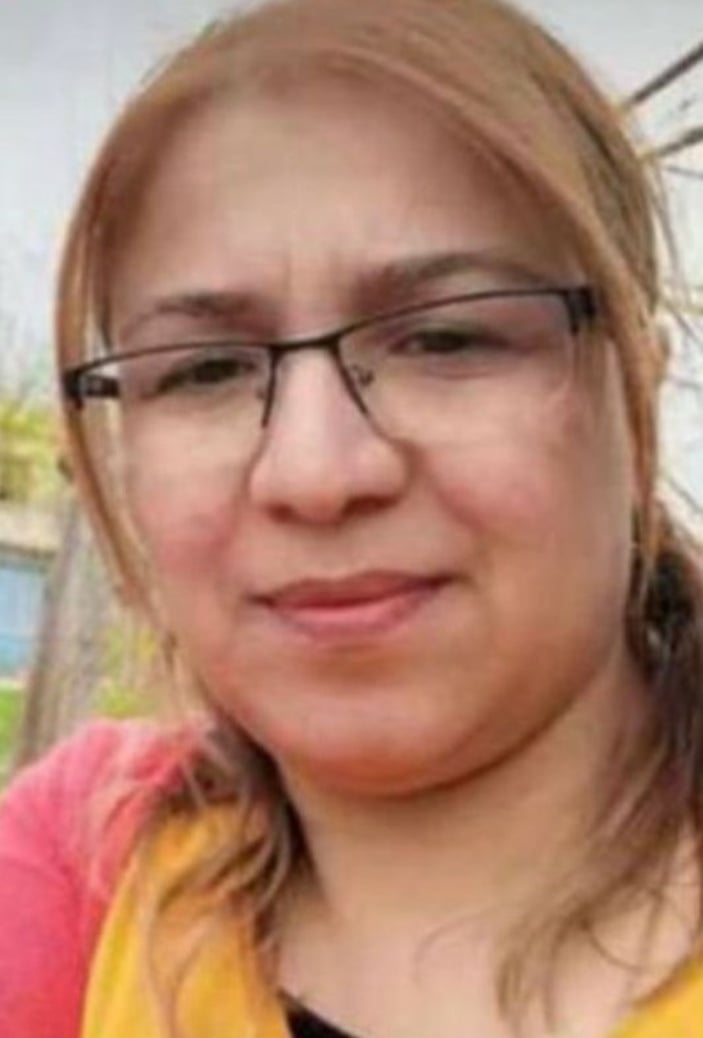 Depremde hayatını kaybeden 6 kişilik aile için cenaze töreni düzenlendi