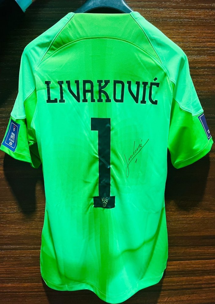 Dominik Livakoviç'ten depremzedelere yardım