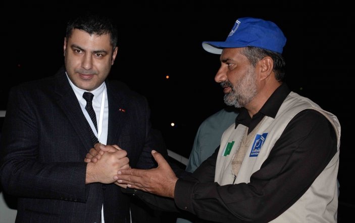 Enkaz altında kurtarma çalışmalarına katılan Pakistanlı ekipler geri döndü