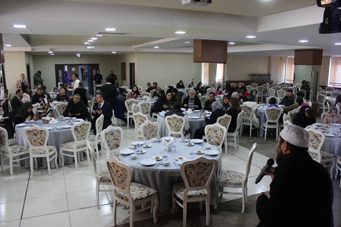 Eskişehir'de şehit annesi, oğlunun aylığıyla depremzedelere yemek hazırladı