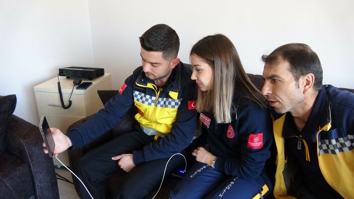 Hatay'da 108 saat sonra kurtarılan Selma Güneş: Yaşadığıma sevinemiyorum
