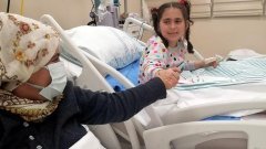 Hatay'da depremde hayatını kaybedenler için gıyabi cenaze namazı kılındı