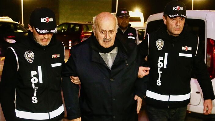 Hatay'da Rende Sitesi'ndeki yıkımla ilgili tutuklanan arsa sahibi kendini savundu