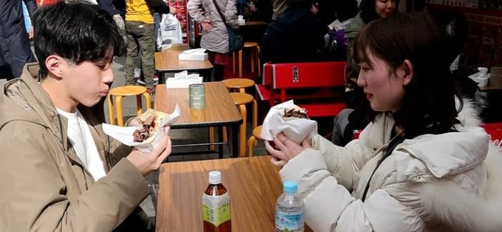 Japon tarzı Türk döneri,yoğun ilgi görüyor