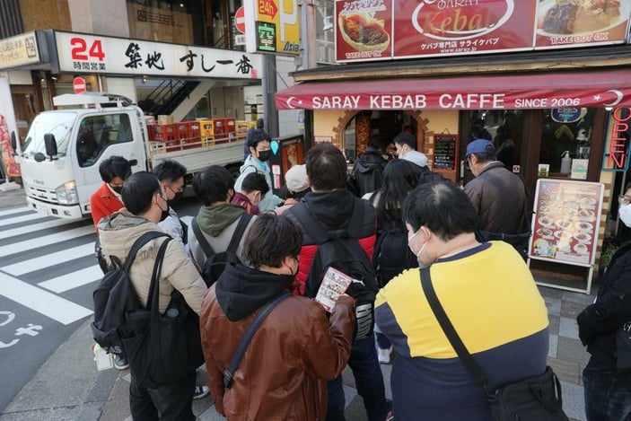 Japon tarzı Türk döneri,yoğun ilgi görüyor