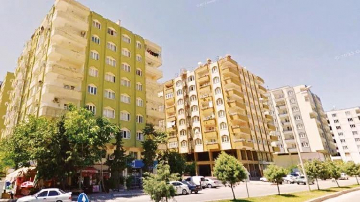 Kahramanmaraş'ta toplu mezara dönen Ebrar Sitesi müteahhiti aranıyor