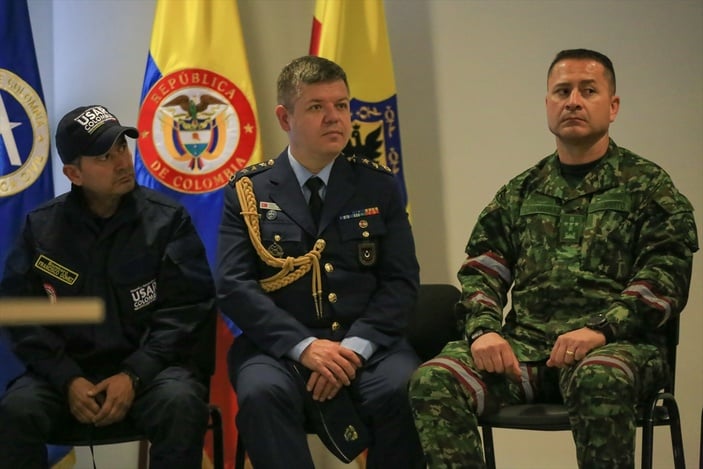 Kolombiya'dan Türkiye'ye 45 kişilik ekip desteği