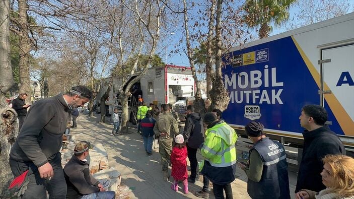 Konya Büyükşehir Belediyesi, Hatay'ın yaralarını sarıyor