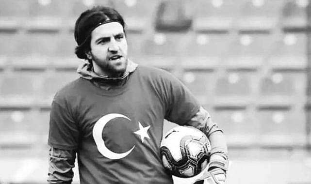 Kulüplerden Ahmet Eyüp Türkaslan paylaşımları