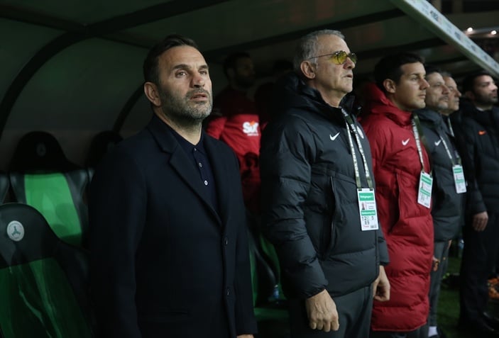 Okan Buruk'tan tarihi başarı