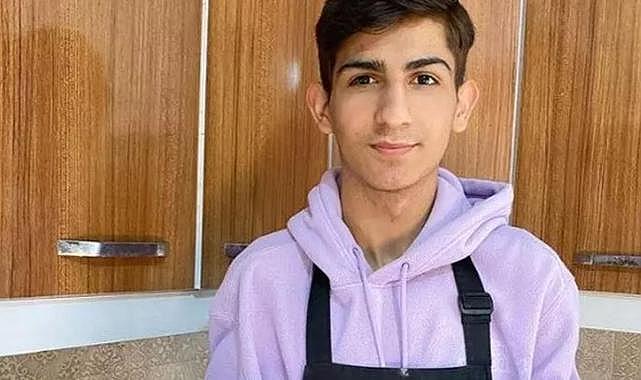 Ragib Narin, Taha Duymaz&#039;ın annesini paylaştı