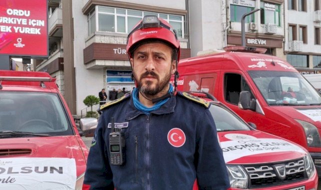 Enkazdan 10 kişiyi sağ çıkaran Ordulu itfaiye ekibi, memleketine döndü