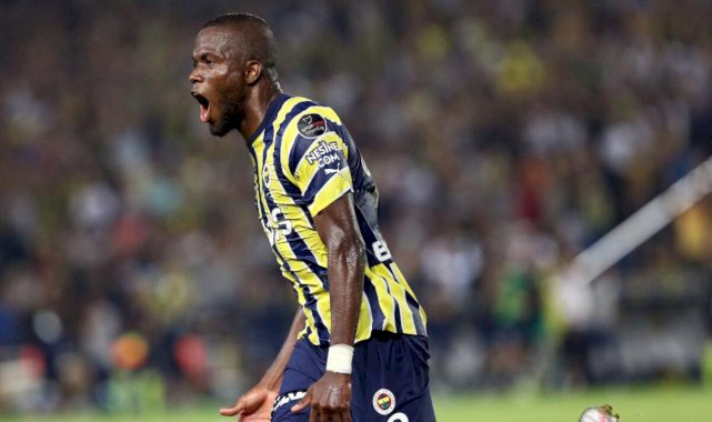 FENERBAHÇE TARİHİNE GEÇTİ! Enner Valencia Fenerbahçe tarihinin en golcü 10. futbolcusu oldu