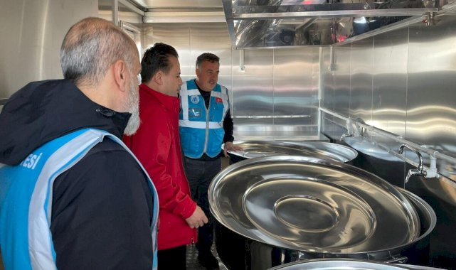 Tuzla Belediye Başkanı Şadi Yazıcı: Kalıcı konutlar yapılana kadar Hatay'a hizmet sunacağız