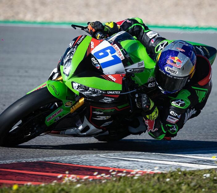 Toprak Razgatlıoğlu, sezonun ilk yarışını üçüncü bitirdi