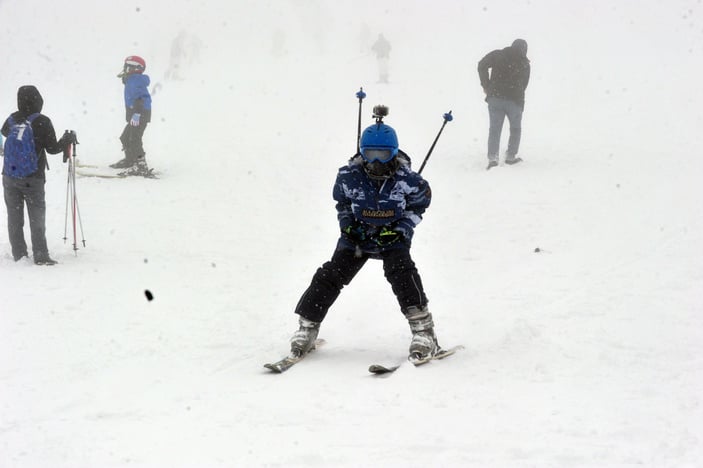 Uludağ'da kar kalınlığı 55 santim: Pistler doldu