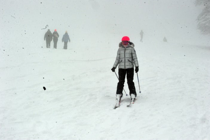 Uludağ'da kar kalınlığı 55 santim: Pistler doldu