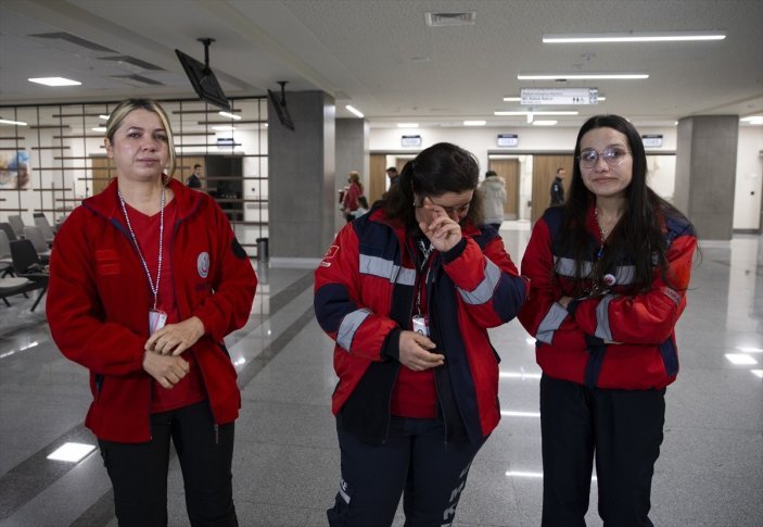UMKE gönüllüsü ebeler: Kalbimiz deprem bölgesinde