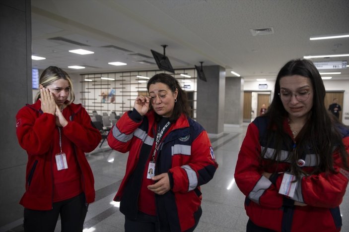 UMKE gönüllüsü ebeler: Kalbimiz deprem bölgesinde