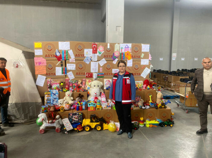 78 depremzede çocuğun kimliği belirlenemedi