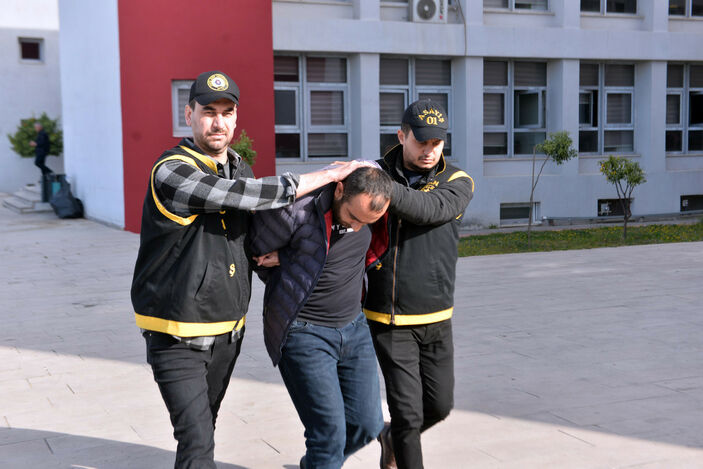 Adana'da cezaevinden çıkar çıkmaz çatışmaya girdi: Arkadaşı çatışmada öldü