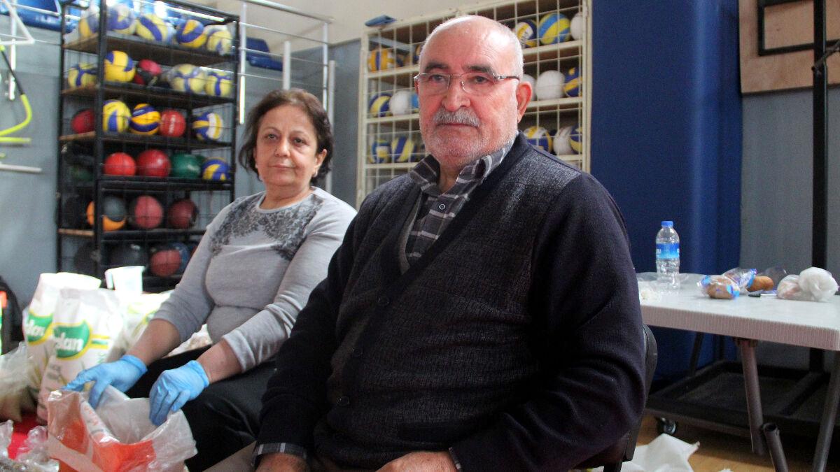 Adıyaman'da 14 yakınını kaybeden 70 yaşındaki adam Antalya'da yardıma koştu