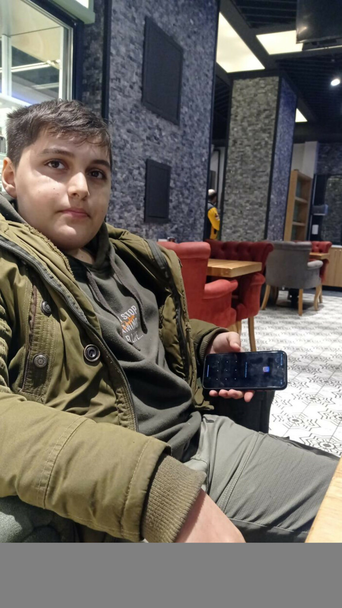 Adıyaman'da deprem oğluyla ayırdı! Eşyaları bulan 2 kişi babadan para istedi