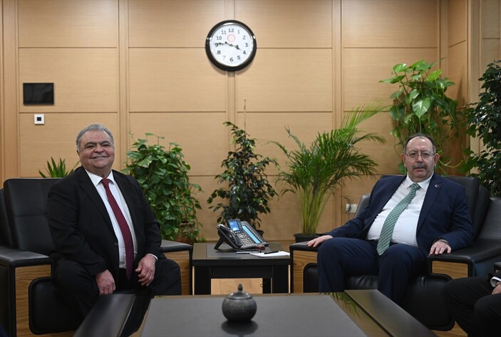 Ahmet Özal, Cumhurbaşkanlığı adaylık başvurusunu yaptı