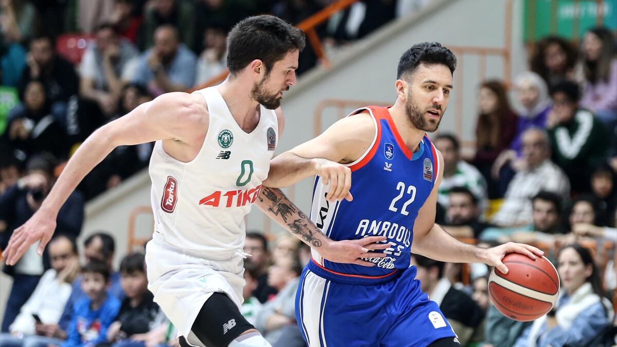 Anadolu Efes, Konyaspor deplasmanında kazandı