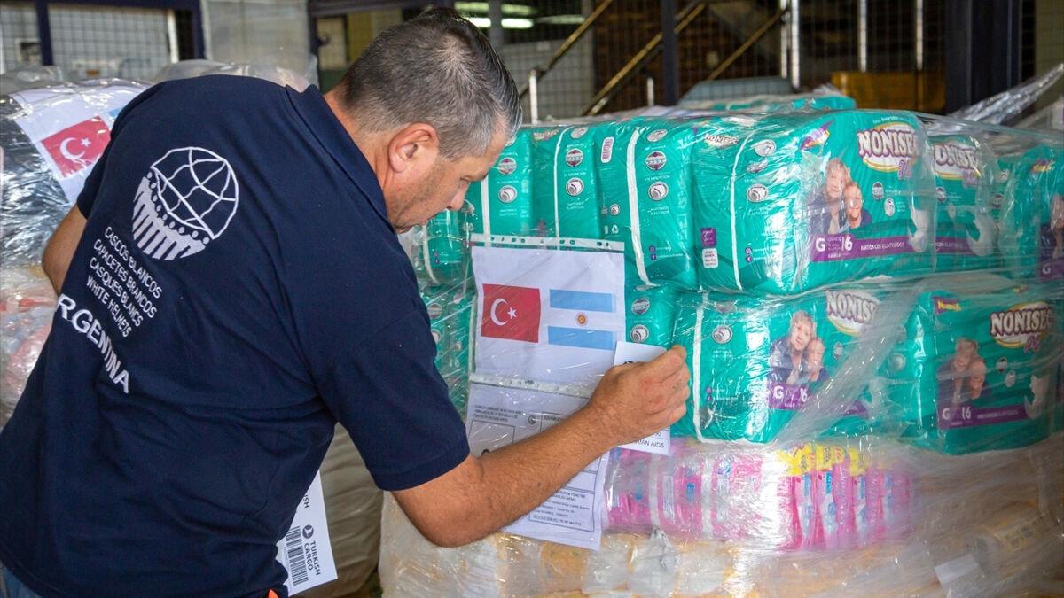 Arjantin'den 3 ton malzeme deprem bölgesine gönderildi