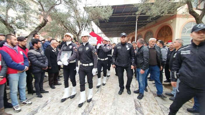 Aydınlı şehit polis memleketinde son yolculuğa uğurlandı