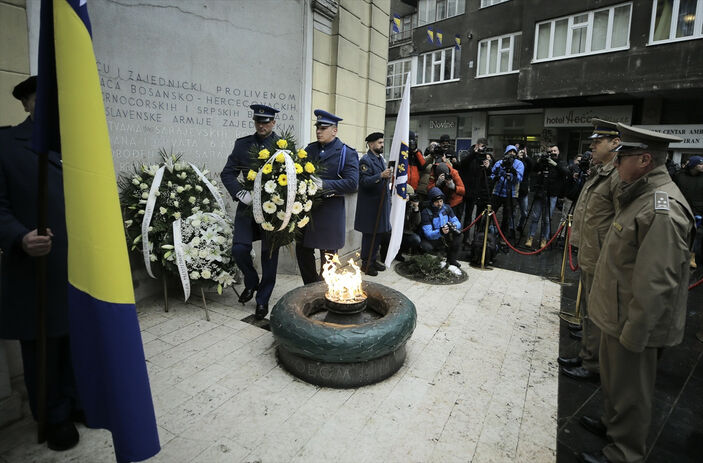 Bosna Hersek, bağımsızlığının 31. yılını törenlerle kutluyor
