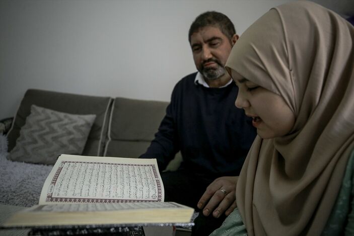 Bosna Hersek'in en genç hafızı Emel Maati: Hafızlığı 1 yıl 3 ayda tamamladım