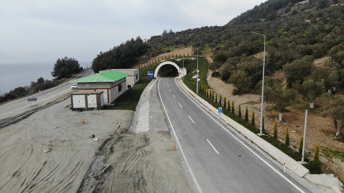 Çanakkale'de hizmete giren Gelibolu-Eceabat Yolu sayesinde vatandaşların çilesi sona erdi