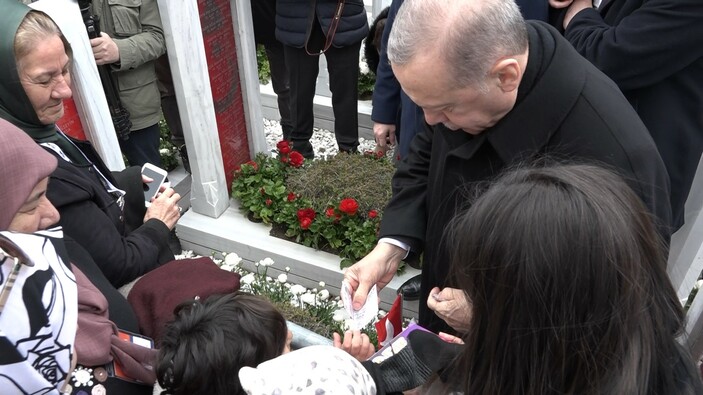 Çanakkale'de minik Poyraz'a Cumhurbaşkanı Erdoğan’dan 200 lira harçlık