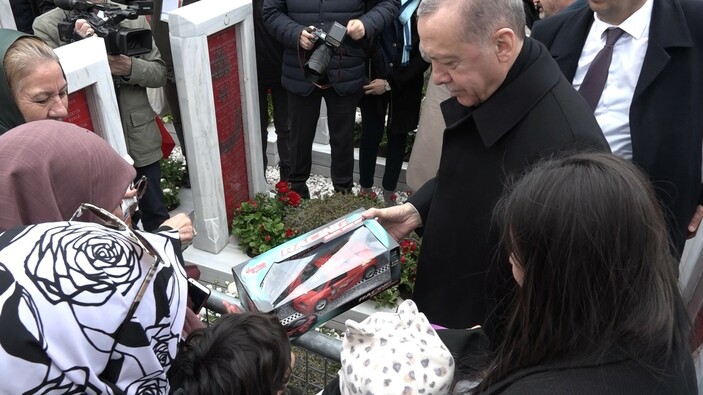 Çanakkale'de minik Poyraz'a Cumhurbaşkanı Erdoğan’dan 200 lira harçlık