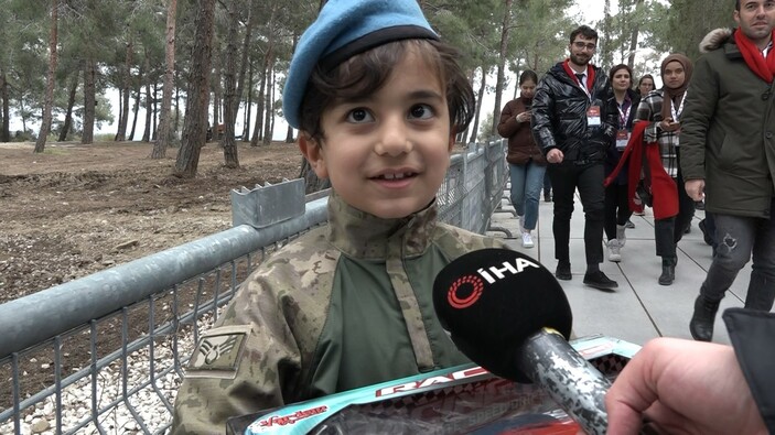 Çanakkale'de minik Poyraz'a Cumhurbaşkanı Erdoğan’dan 200 lira harçlık