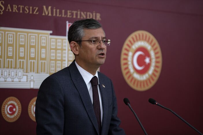 CHP Grup Başkanvekili Özgür Özel: HDP ile görüşme yarın olabilir